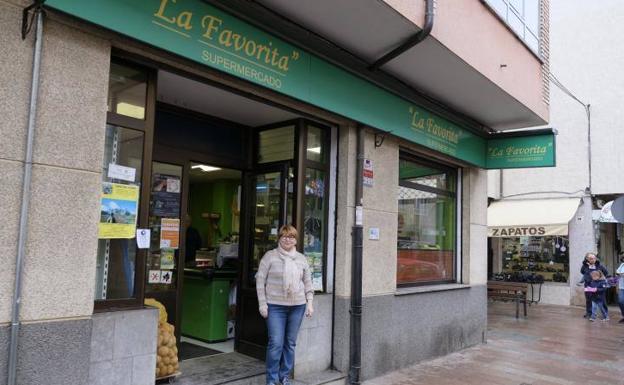 La tienda La Favorita se despide de Posada despu s de 65 a os El